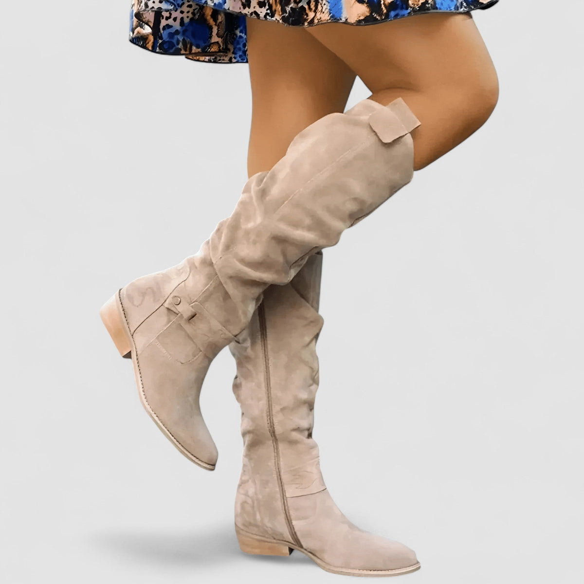 Chelsea – Elegant Suede Boots