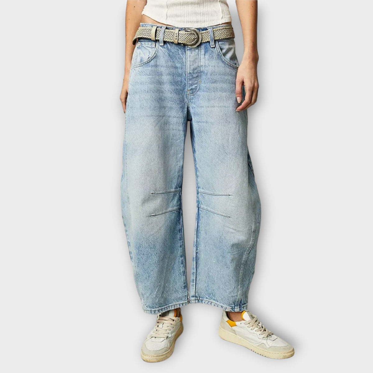 Luna – Classic Flared Denim Jeans