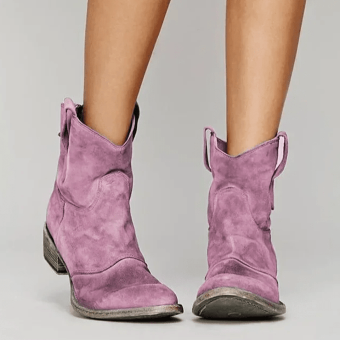 Eleanor – Timeless Suede Boots