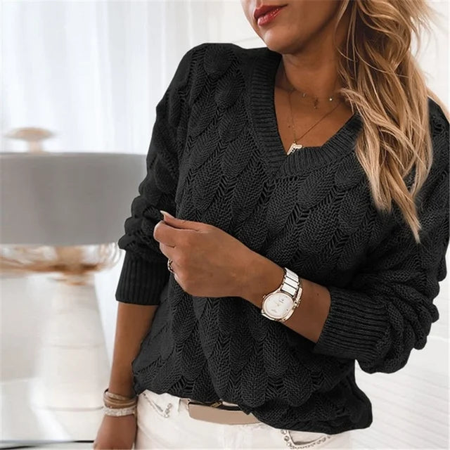 Diana – Chic V-Neck Cotton Jumper