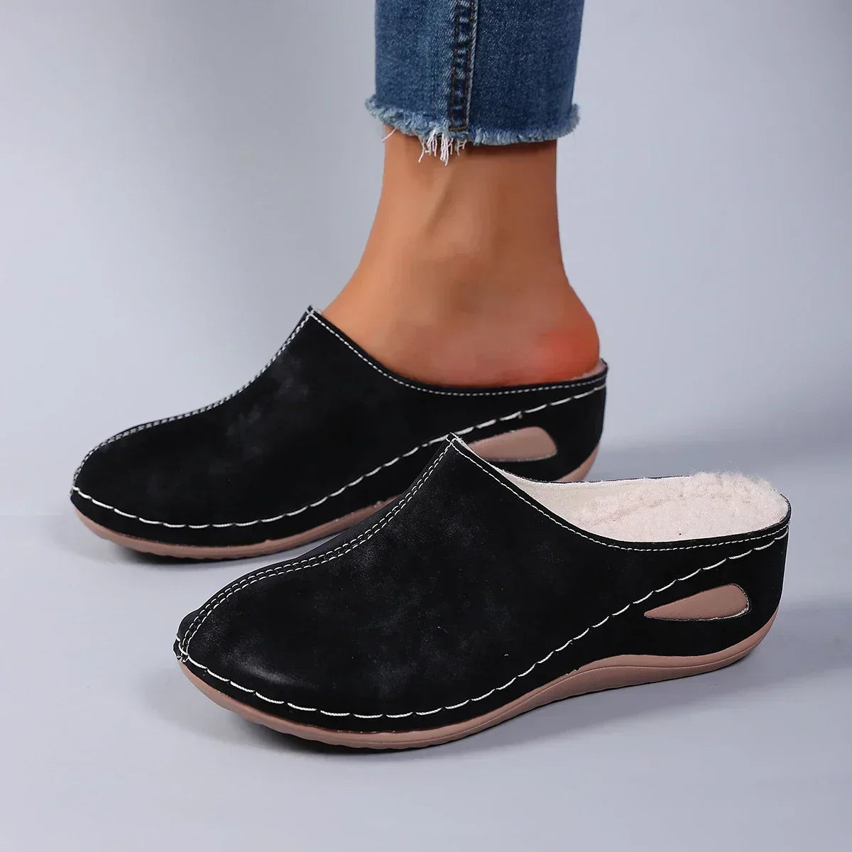 Evelynn – Elegant Orthopaedic Slippers