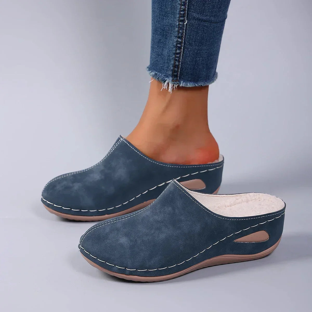 Evelynn – Elegant Orthopaedic Slippers
