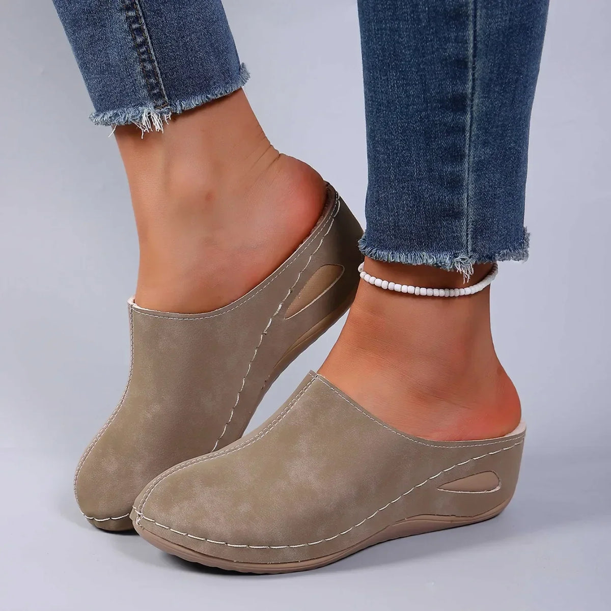 Evelynn – Elegant Orthopaedic Slippers