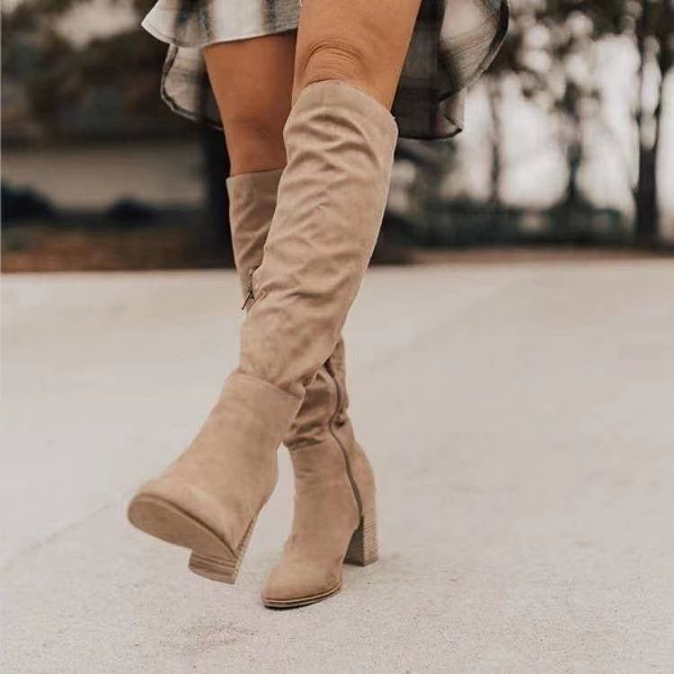 Noémie – Elegant Statement Boots