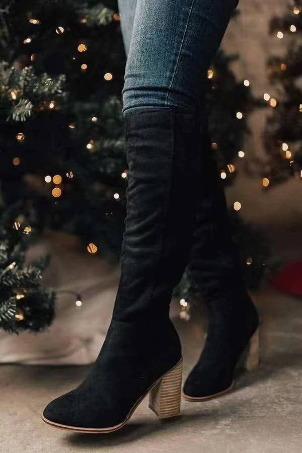 Noémie – Elegant Statement Boots