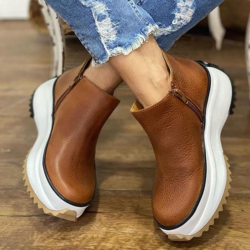 Grace – Minimalist Ankle Boots