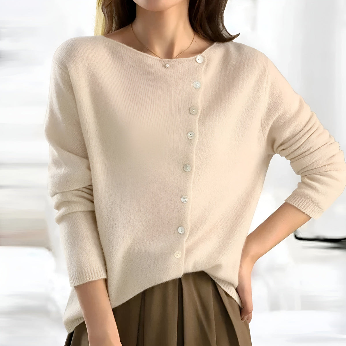 Leah – Refined Elegant Cardigan