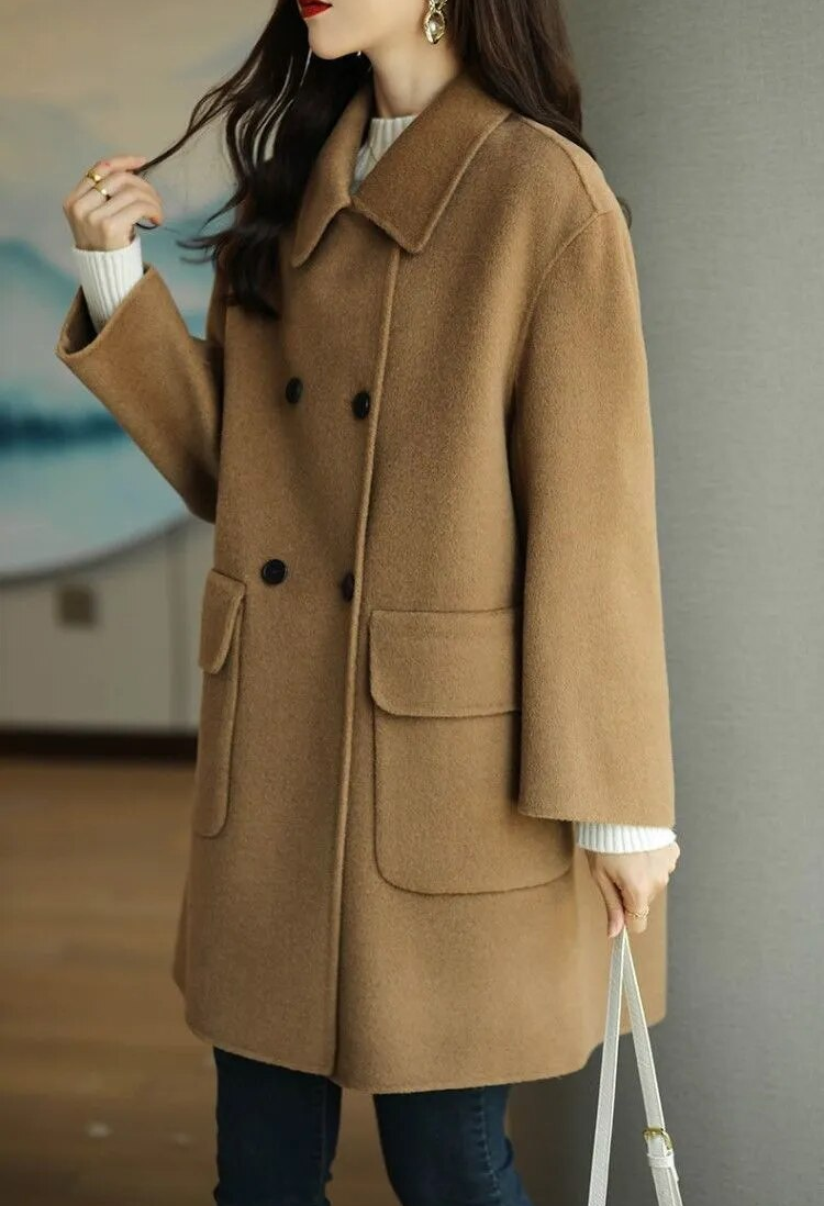 Marjolaine – Elegant Winter Wool Coat