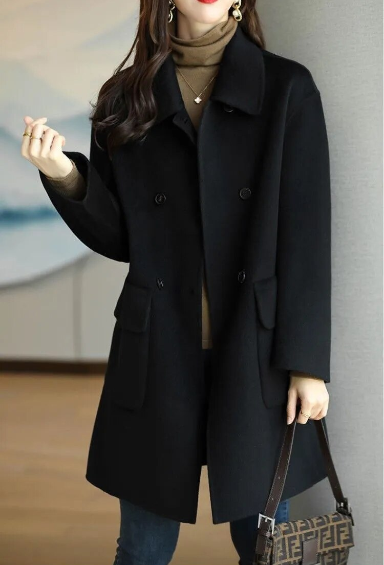 Marjolaine – Elegant Winter Wool Coat