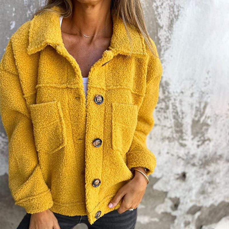 Mirella – Cosy Buttoned Jacket