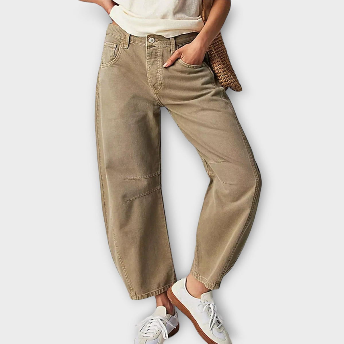 Luna – Classic Flared Denim Jeans
